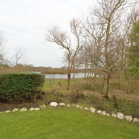 Koehler Am Dorfteich Lägenhet